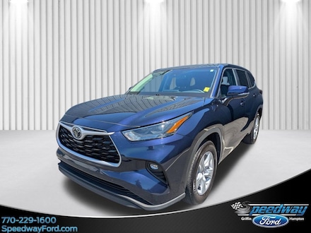 2025 Toyota Highlander LE SUV