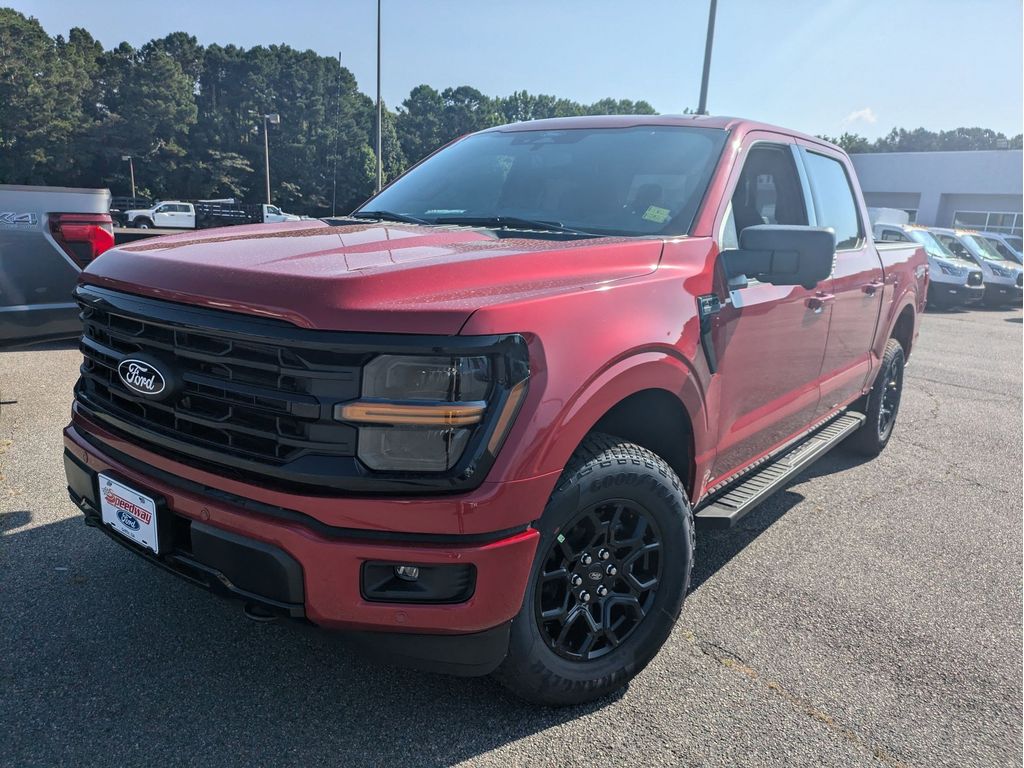 2025 Ford F-150 XLT photo 2