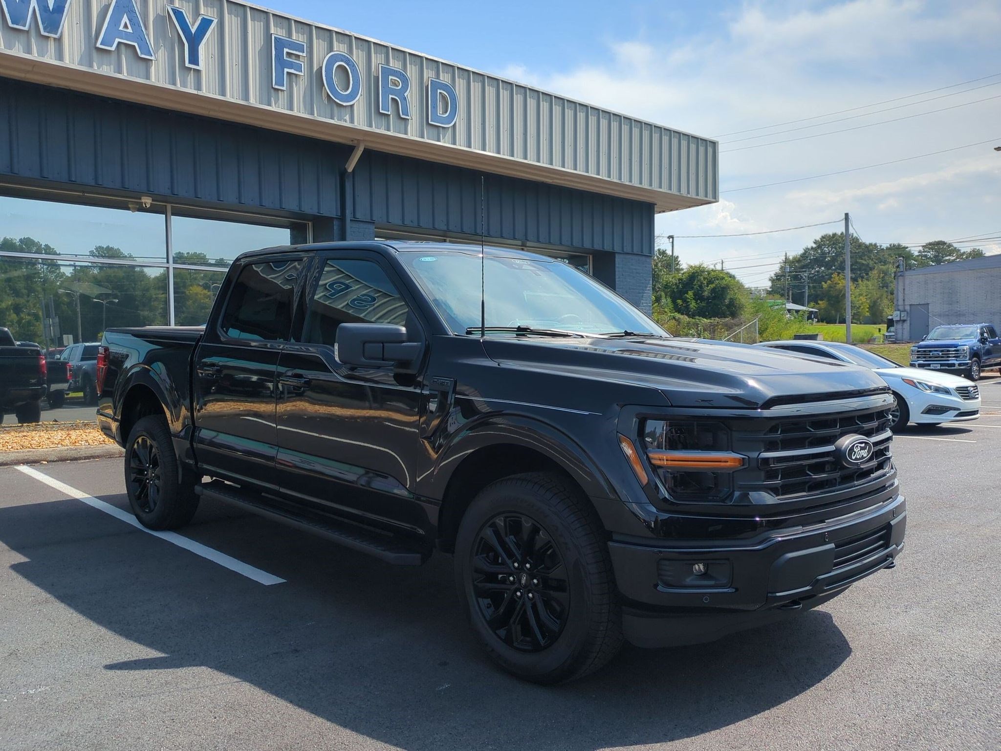 New 2026 Ford F-150 XLT Truck SuperCrew Cab