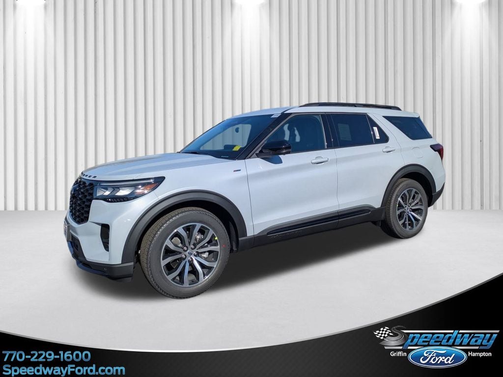 2026 Ford Explorer ST-LINE's photo
