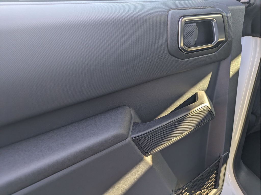 2025 Ford Bronco 4-Door Base - Photo 28