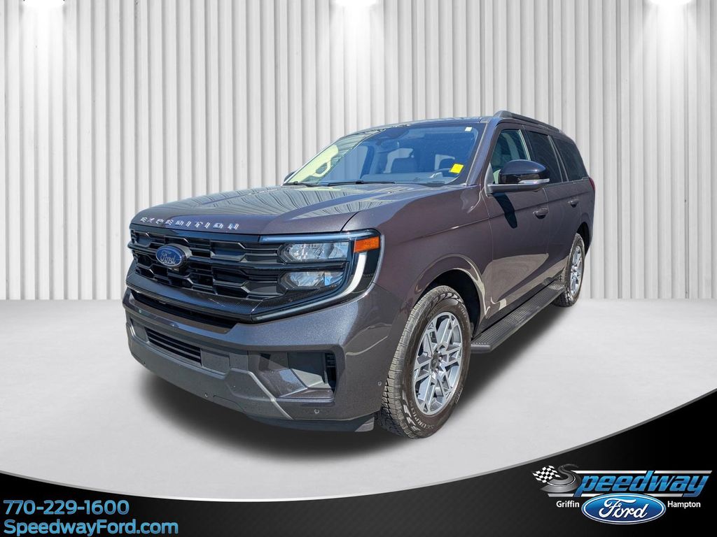 2025 Ford Expedition Active 4x4's photo