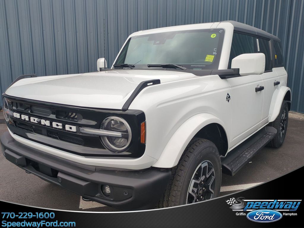 2026 Ford Bronco Outer Banks 4x4's photo