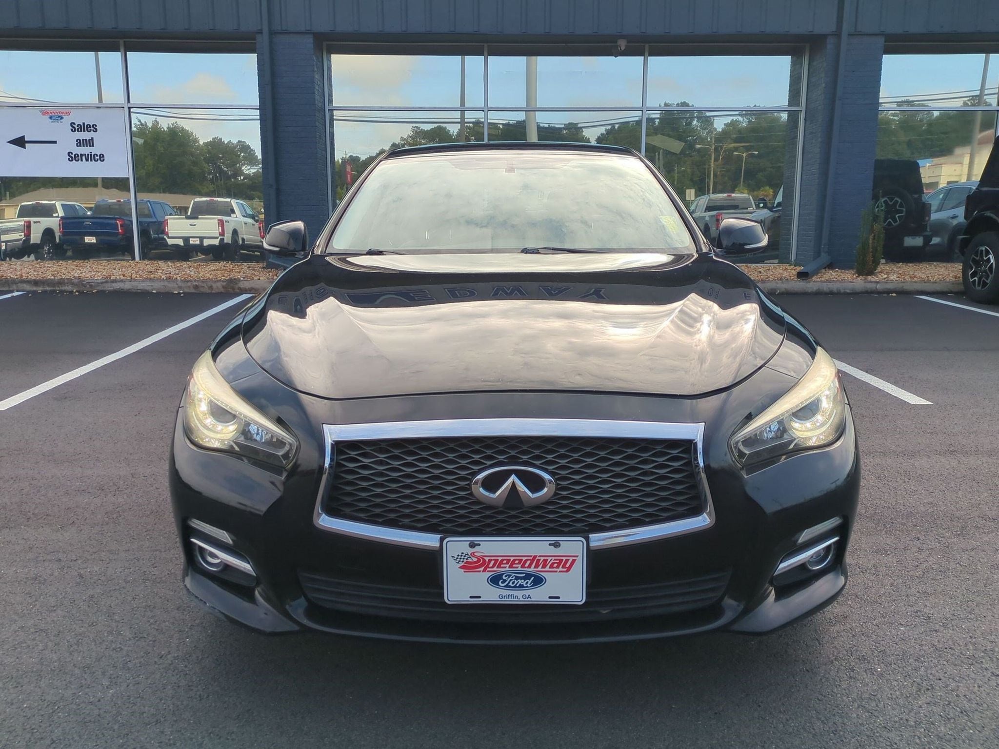 Used 2015 INFINITI Q50 Premium with VIN JN1BV7AR8FM392245 for sale in Griffin, GA