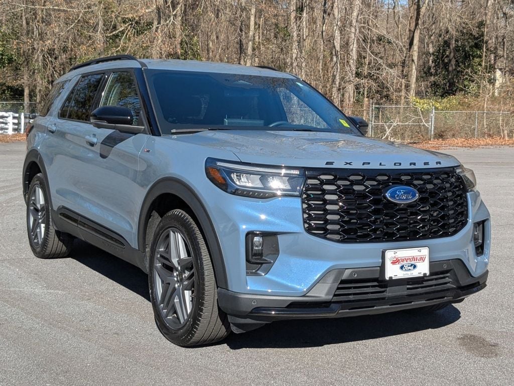 Certified 2025 Ford Explorer ST-Line SUV