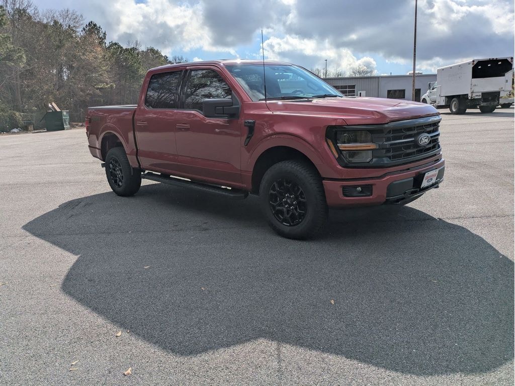 New 2025 Ford F-150 XLT Truck SuperCrew Cab