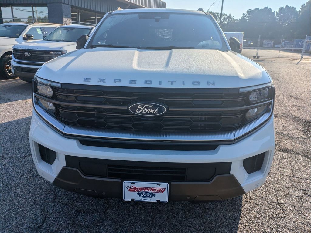 2025 Ford Expedition King Ranch photo 3