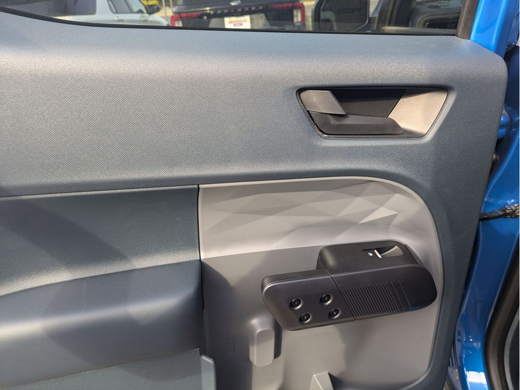 2025 Ford Maverick XLT - Photo 27