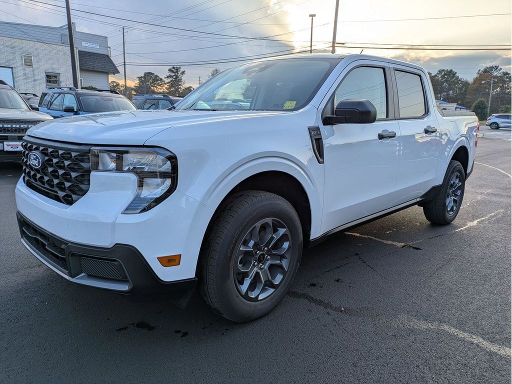 New 2025 Ford Maverick XLT Truck SuperCrew