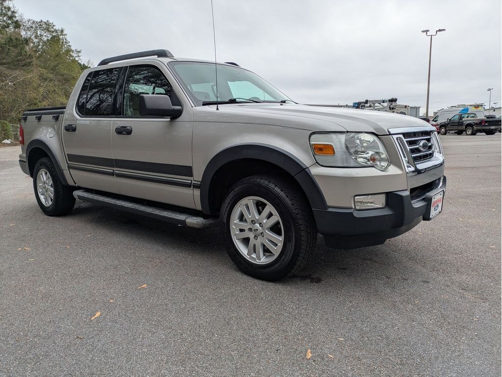 Used 2008 Ford Explorer Sport Trac XLT 4.0L SUV