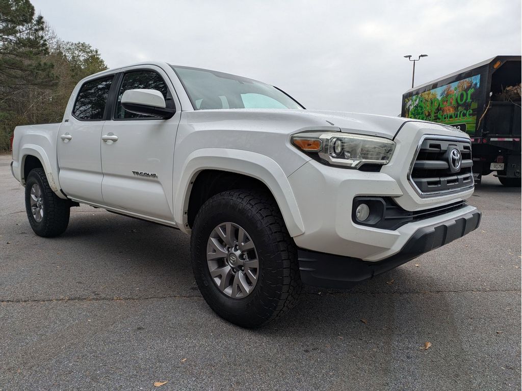 2017 Toyota Tacoma SR5 Sport TRD Pro photo 4