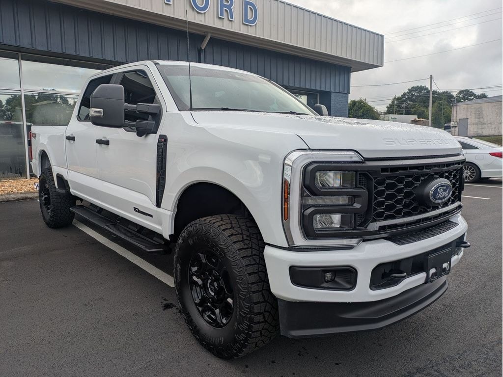 Used 2025 Ford F-350 XL Truck Crew Cab