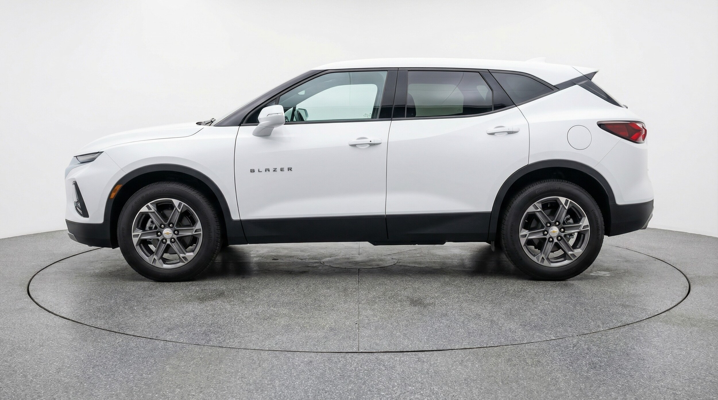 Thumbnail: 2026 Chevrolet Blazer - 4