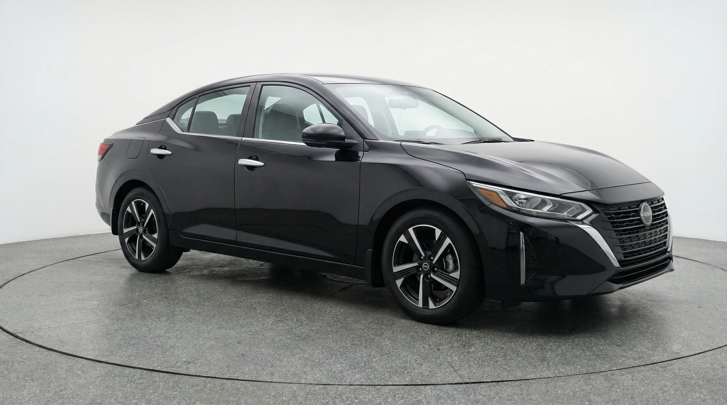 Thumbnail: 2025 Nissan Sentra - 1