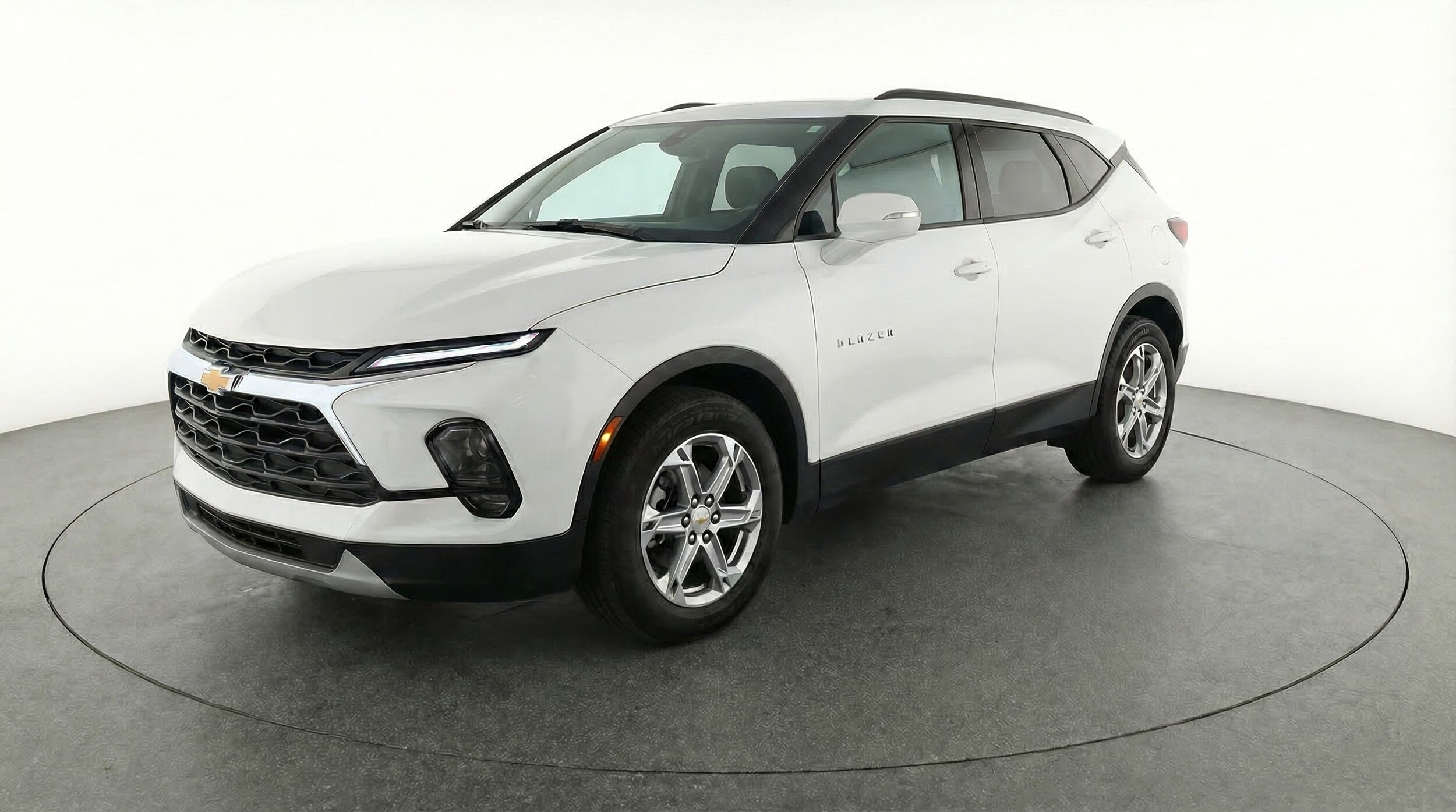 Thumbnail: 2025 Chevrolet Blazer - 3