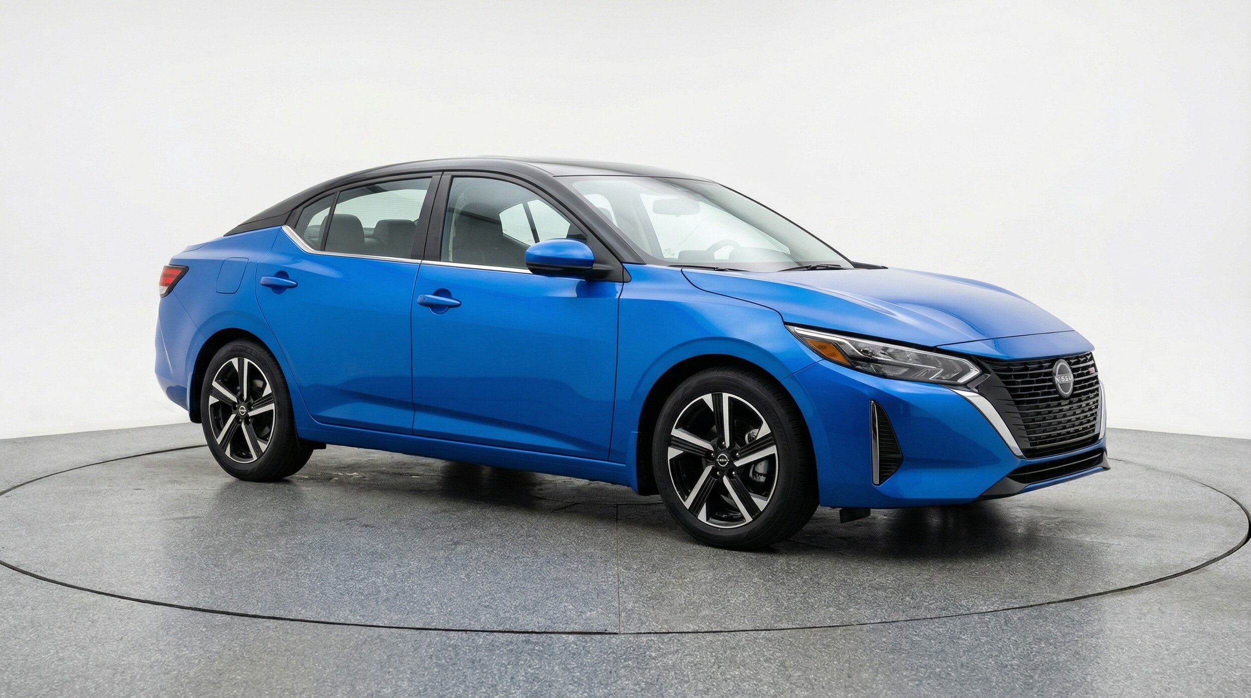 Thumbnail: 2025 Nissan Sentra - 1