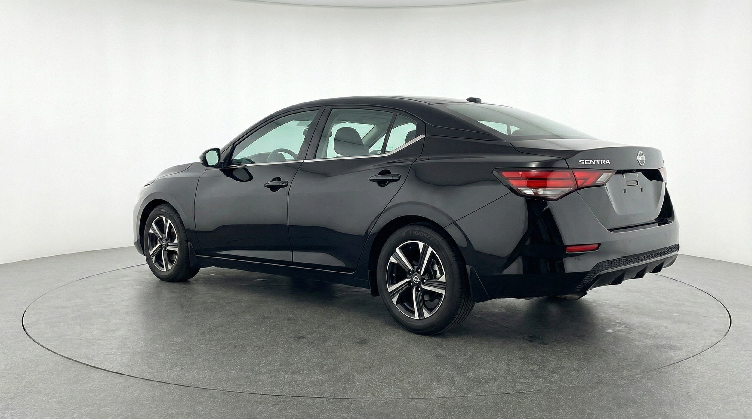 Thumbnail: 2025 Nissan Sentra - 5