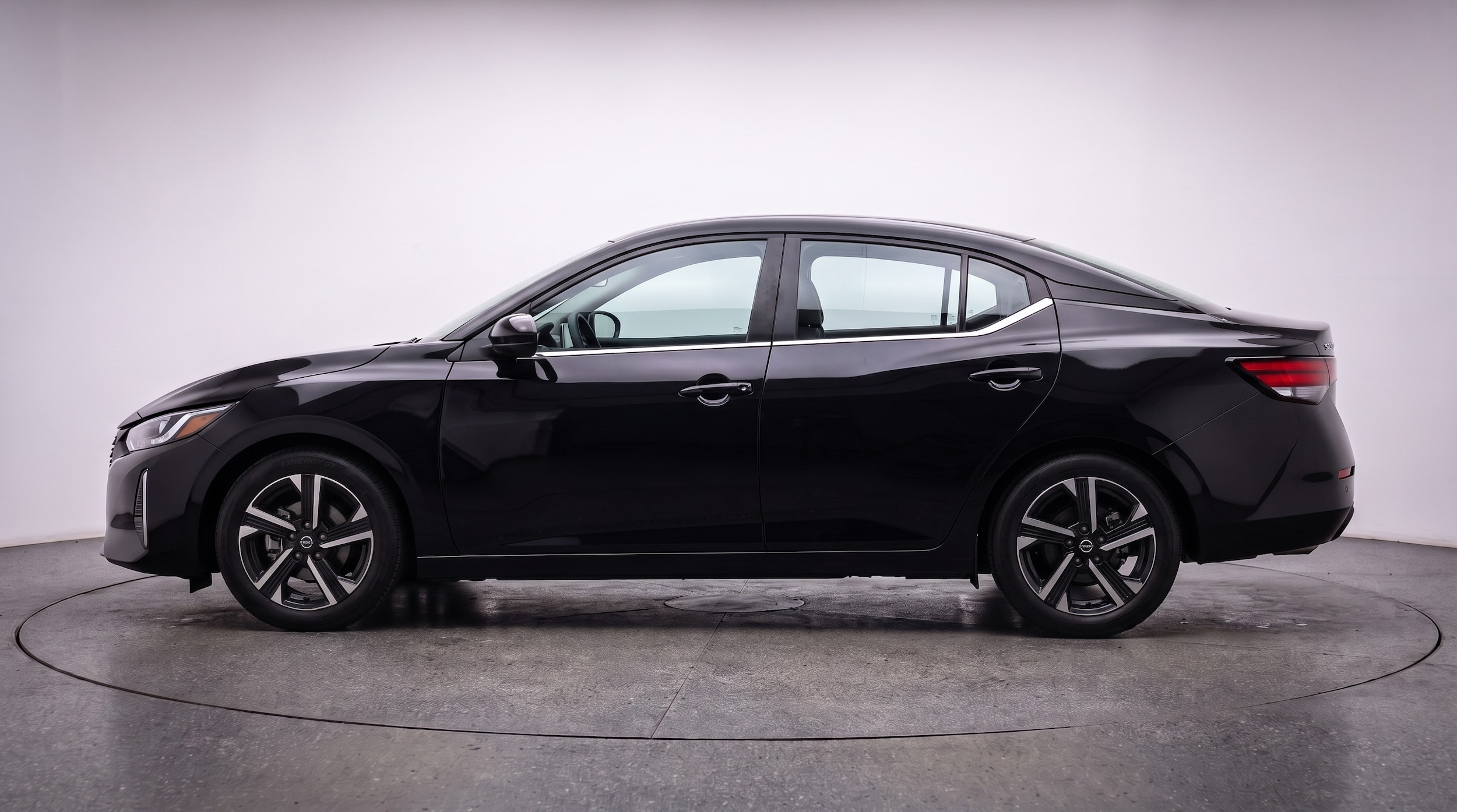 Thumbnail: 2025 Nissan Sentra - 4