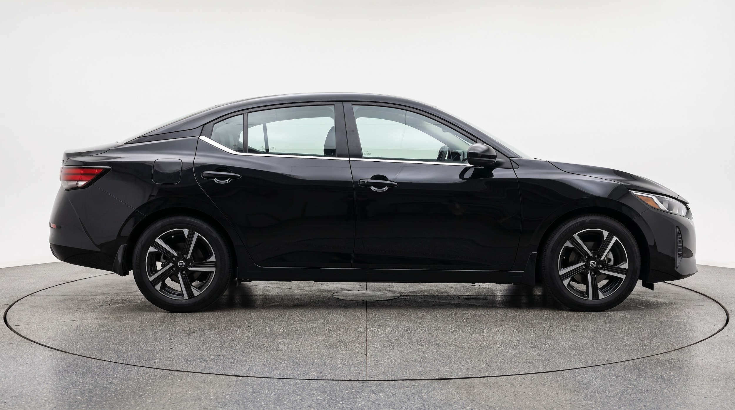 Thumbnail: 2025 Nissan Sentra - 8