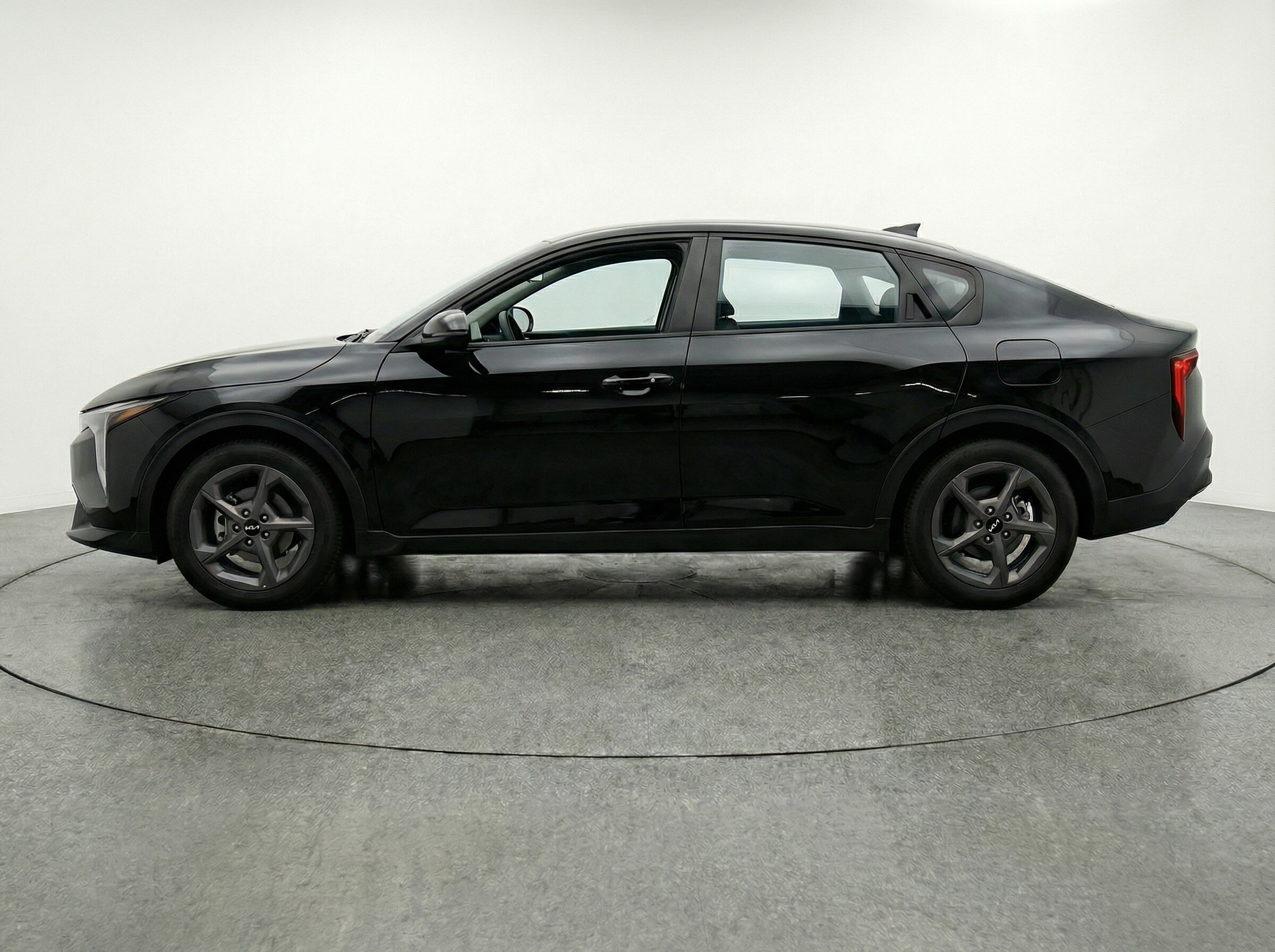 Thumbnail: 2025 Kia K4 - 4