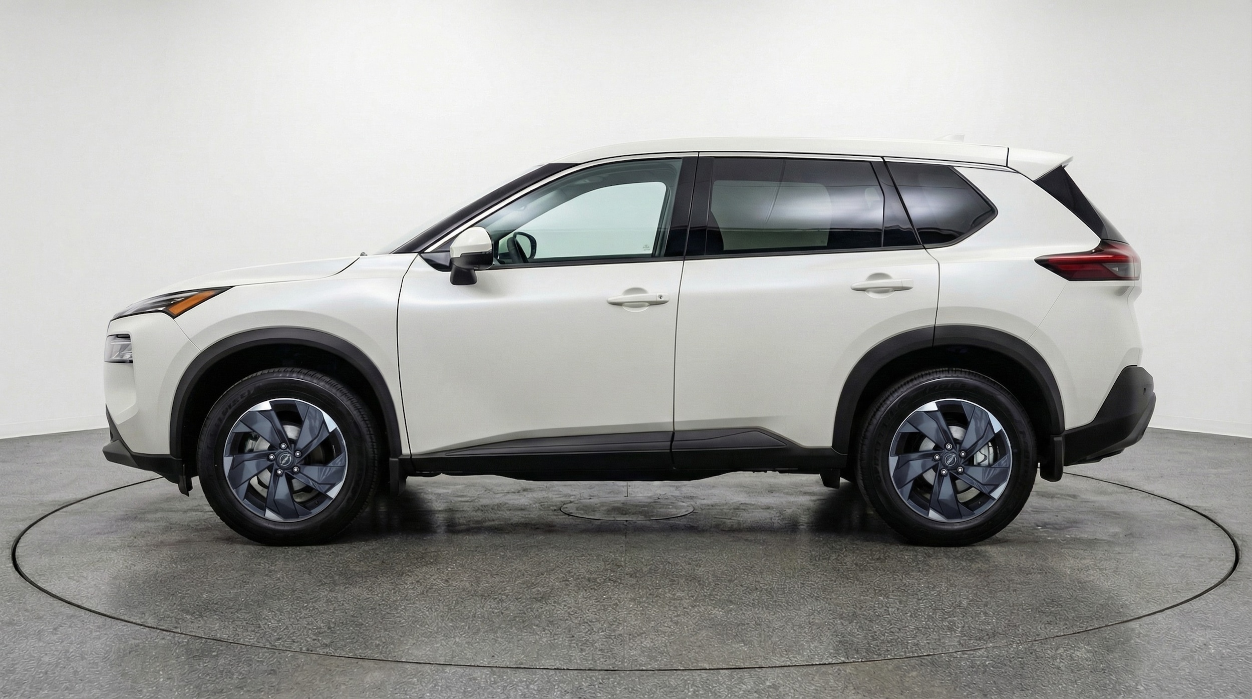 Thumbnail: 2025 Nissan Rogue - 4