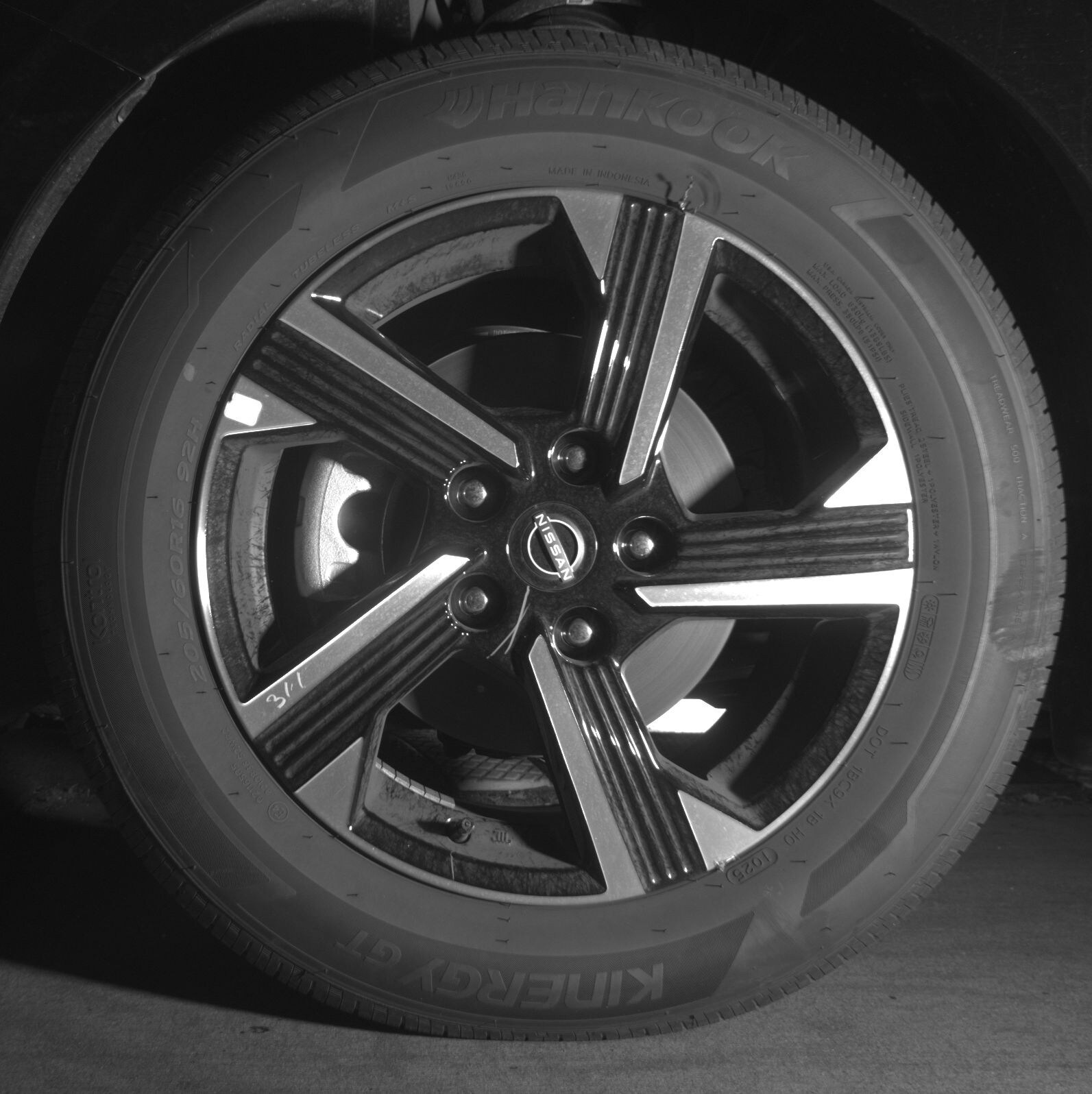 Thumbnail: 2025 Nissan Sentra - 9