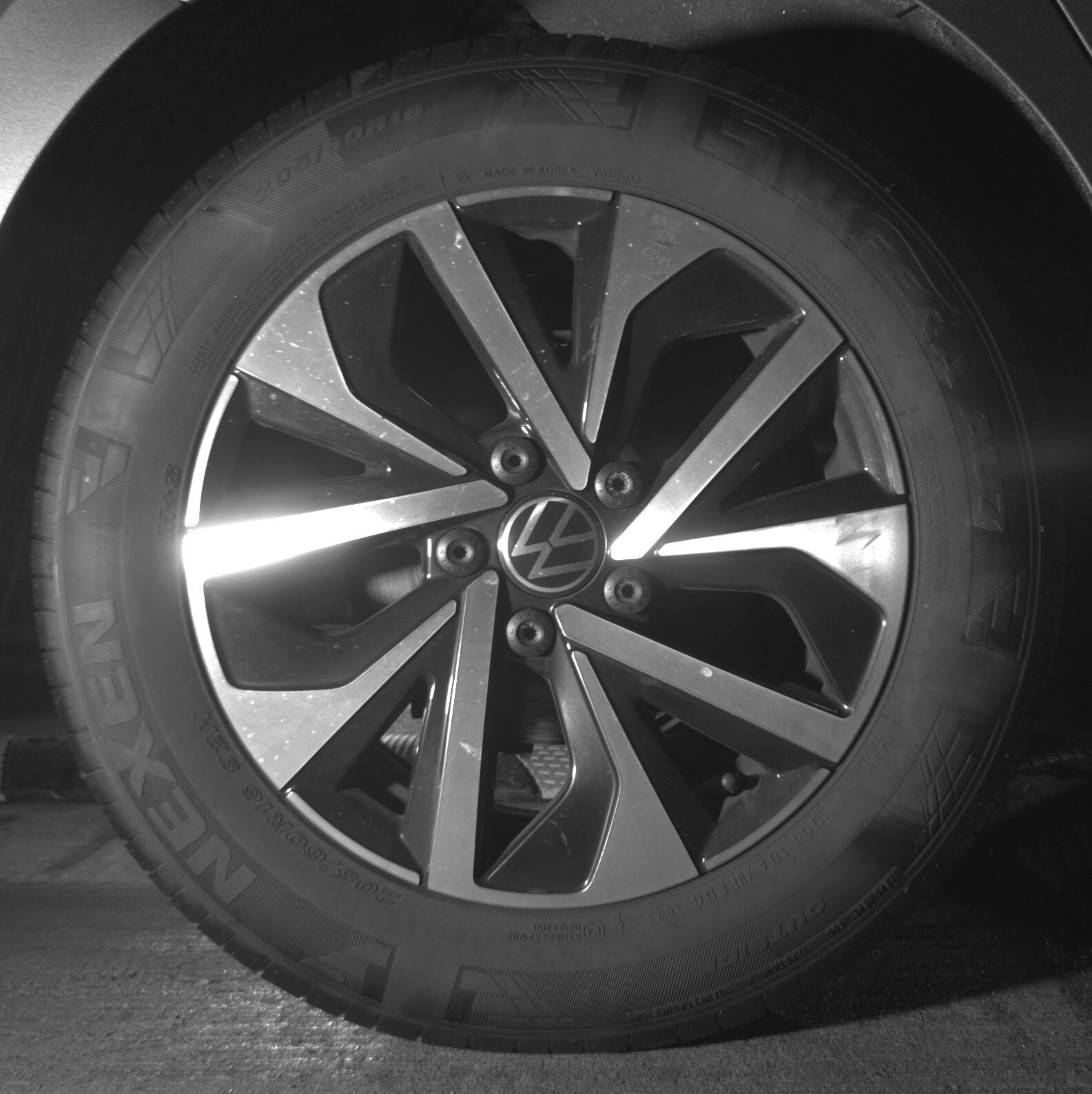 Thumbnail: 2024 Volkswagen Jetta - 12