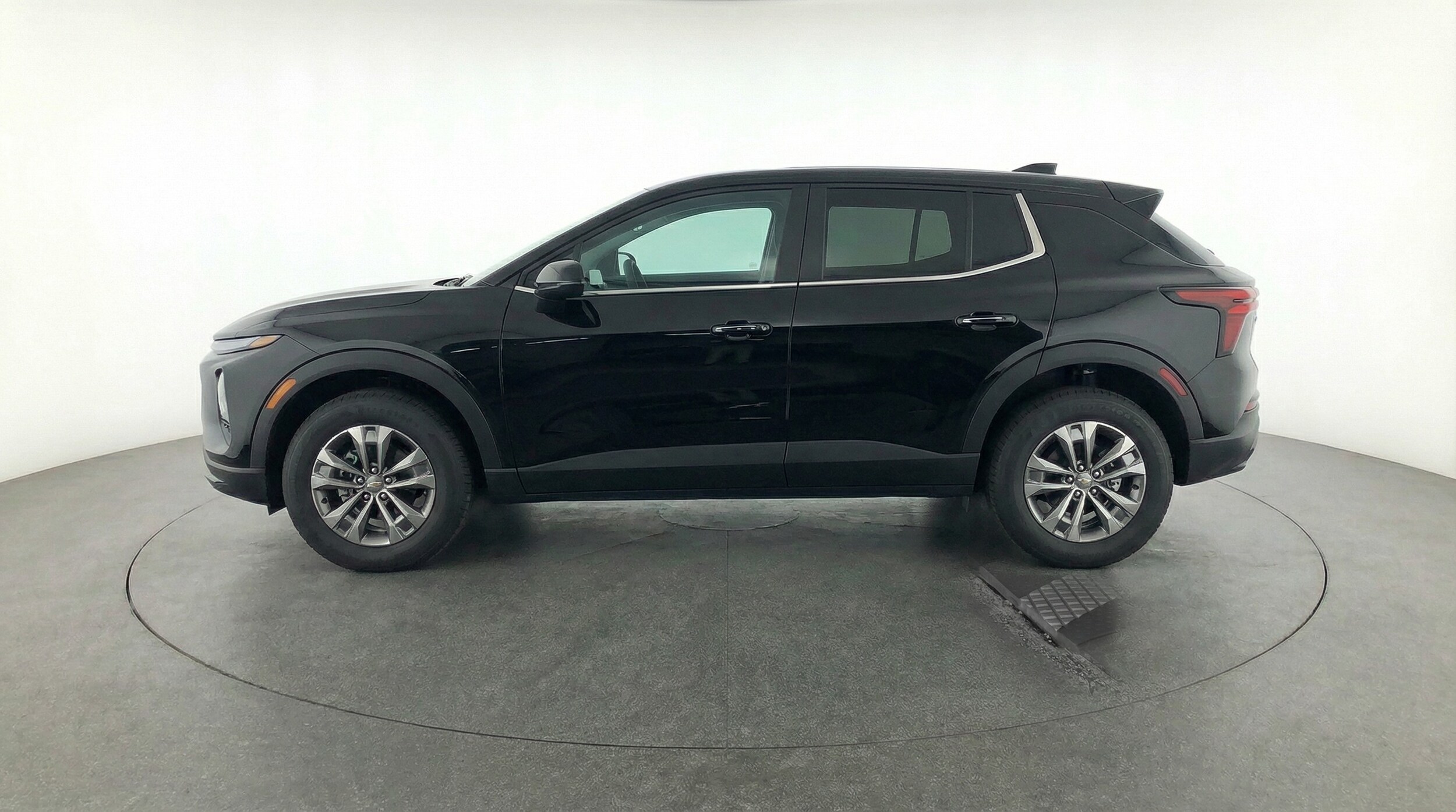 Thumbnail: 2025 Chevrolet Equinox - 4