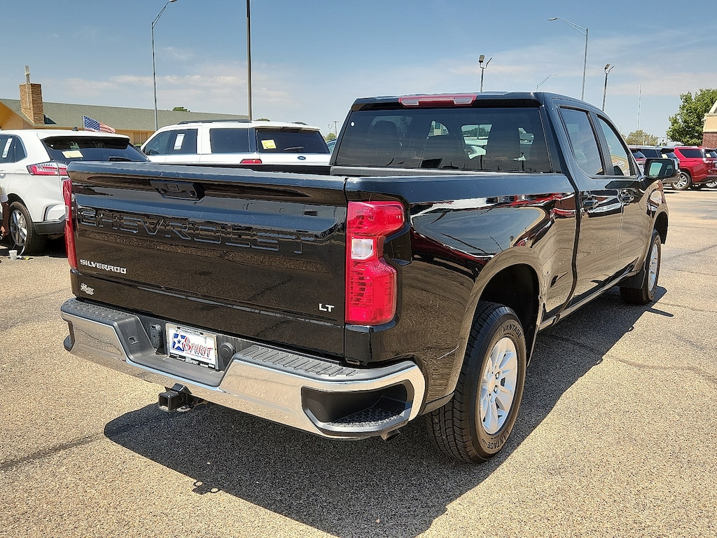 Used 2024 Chevrolet Silverado 1500 LT w/1LT 4x2 Crew Cab 6.6 ft. box 157 in. WB