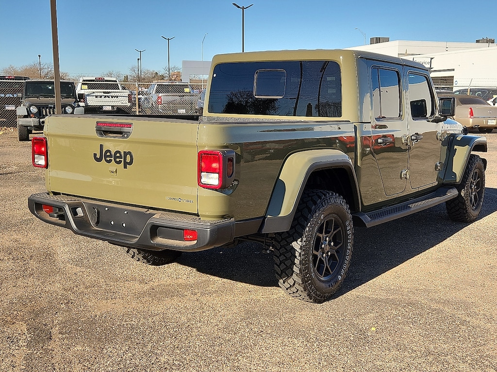New 2025 Jeep Gladiator HIGH TIDE 4X4 Pickup