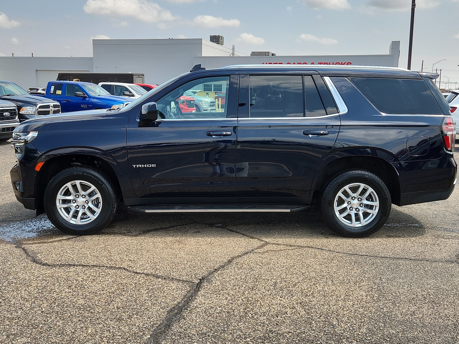 Used 2023 Chevrolet Tahoe LT with VIN 1GNSKNKDXPR171593 for sale in Lubbock, TX