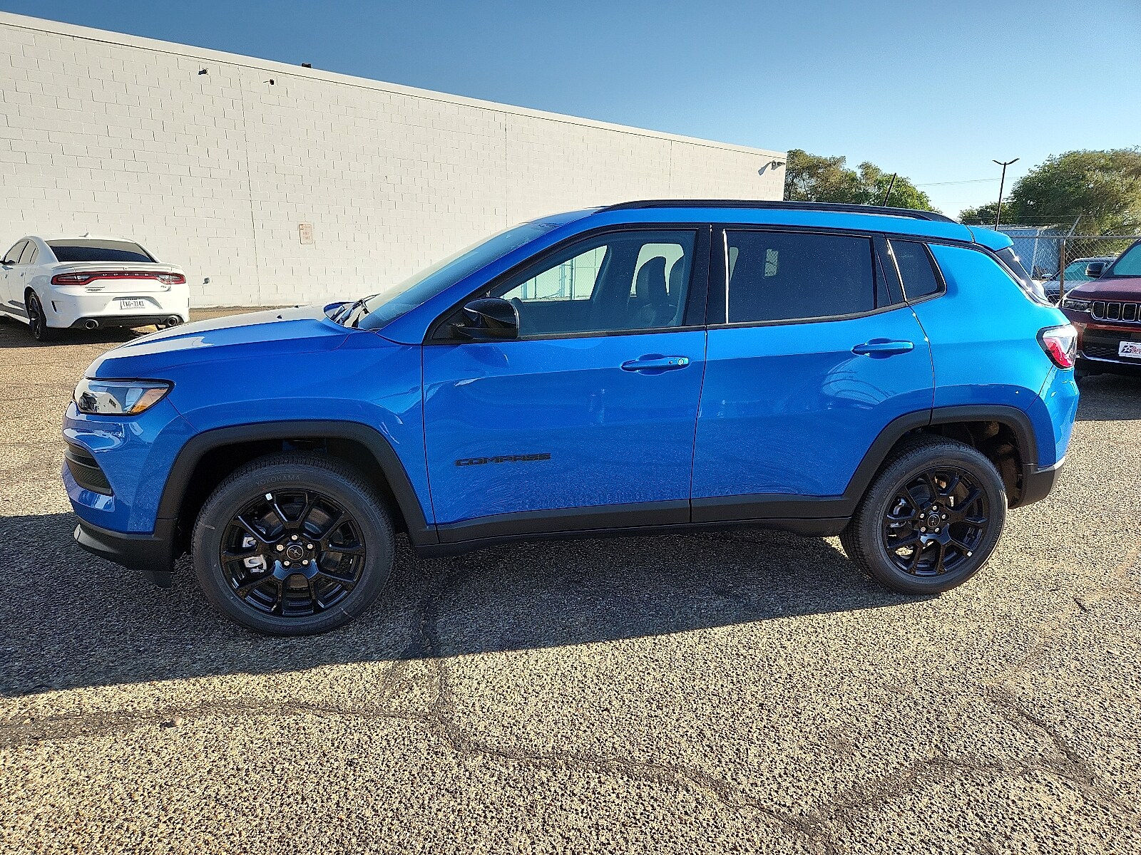 2026 Jeep Compass Latitude photo 2
