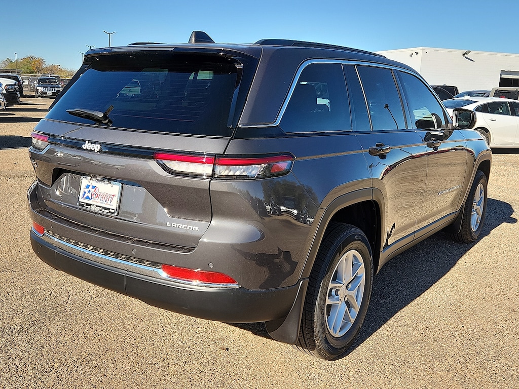 New 2025 Jeep Grand Cherokee LAREDO X 4X2 Sport Utility