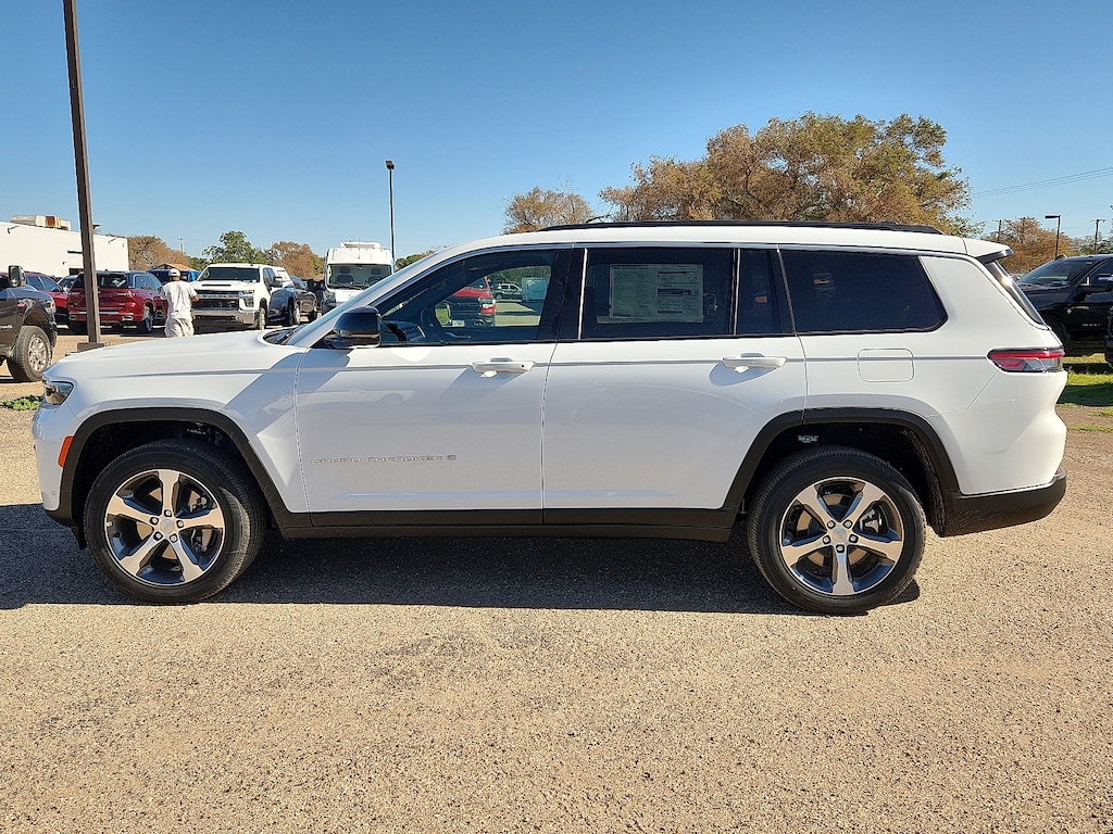 New 2026 Jeep Grand Cherokee L LIMITED 4X4 Sport Utility