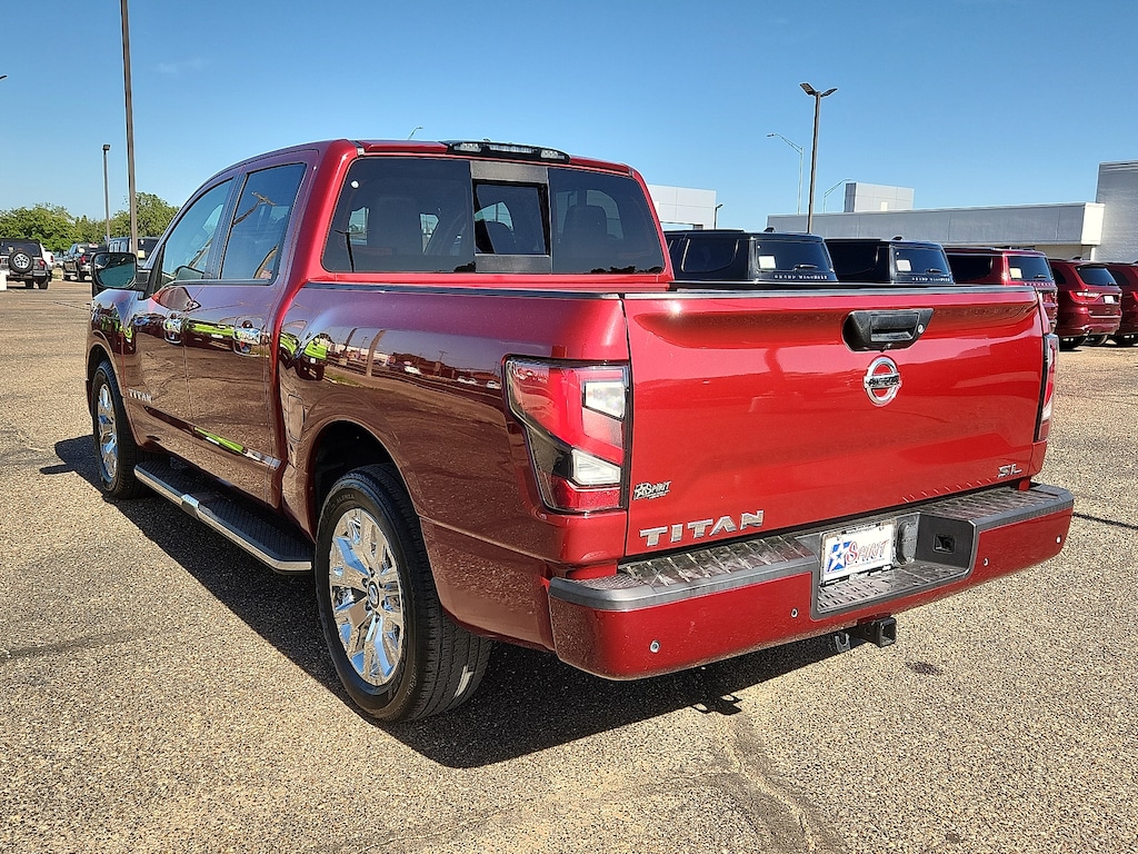 Used 2021 Nissan Titan SL (A9) (EOP 03-31-2021) 4x2 Crew Cab 5.5 ft. box