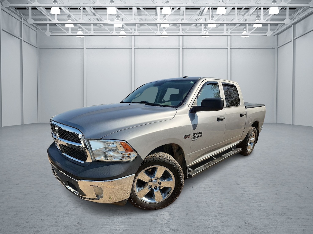 Used 2019 RAM 1500 Classic Tradesman 4x4 Crew Cab 140 in. WB