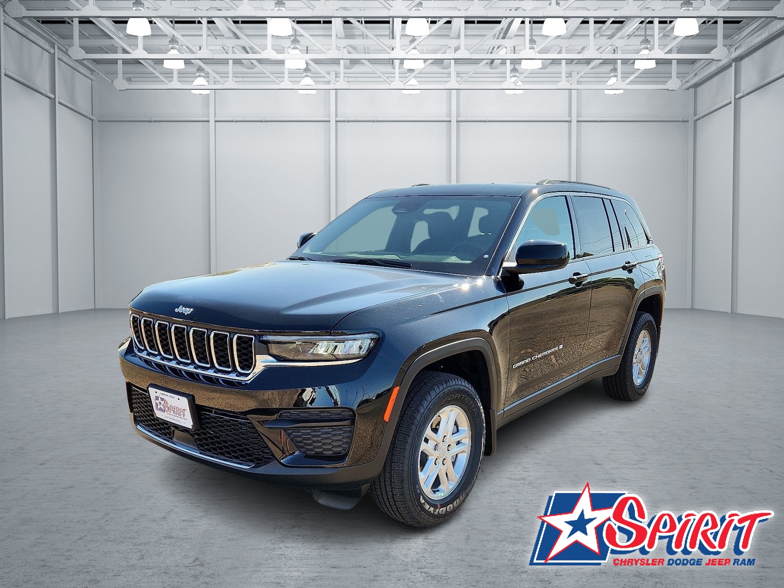 2025 Jeep Grand Cherokee Laredo's photo