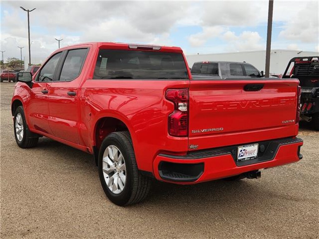 Used 2022 Chevrolet Silverado 1500 Custom 4x2 Crew Cab 5.75 ft. box 147.4 in. WB
