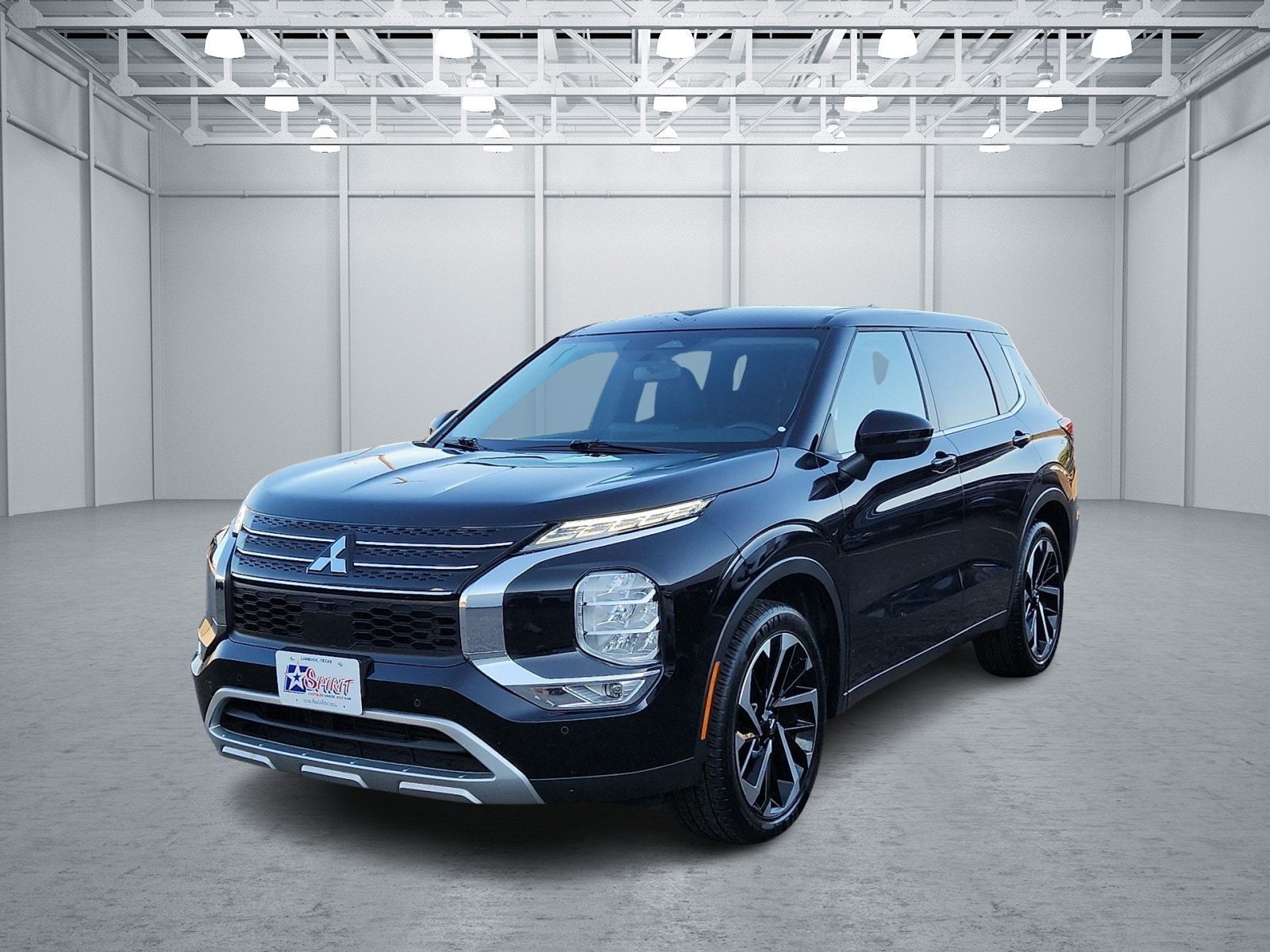 2024 Mitsubishi Outlander SE's photo