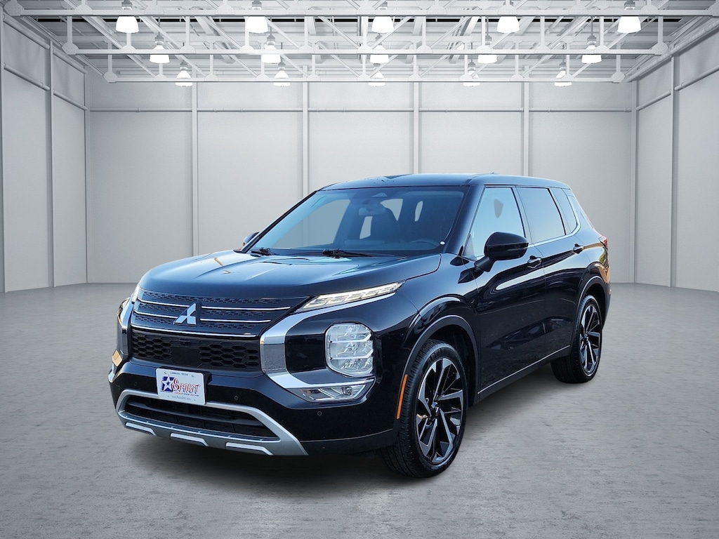 Used 2024 Mitsubishi Outlander