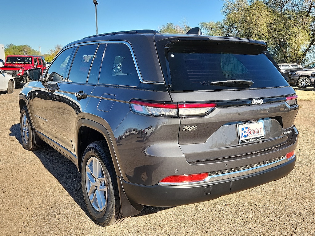 New 2025 Jeep Grand Cherokee LAREDO X 4X2 Sport Utility