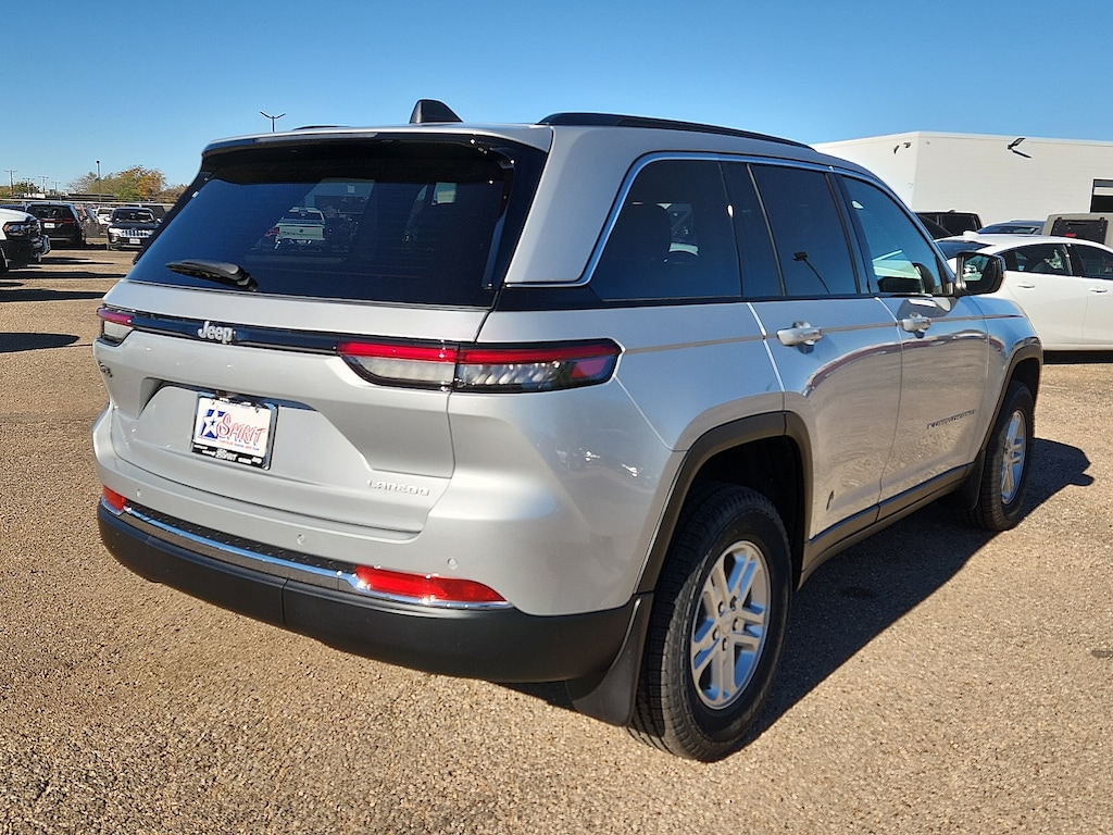 New 2025 Jeep Grand Cherokee LAREDO 4X2 Sport Utility