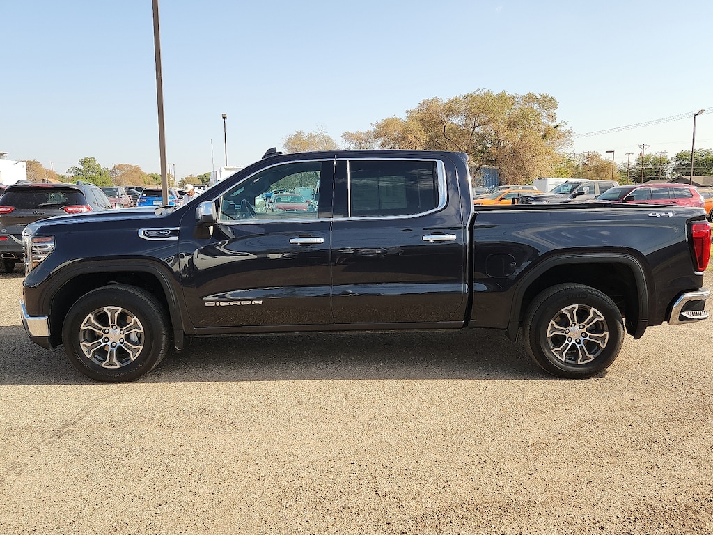 Used 2025 GMC Sierra 1500 SLT 4x4 Crew Cab 5.75 ft. box 147.4 in. WB