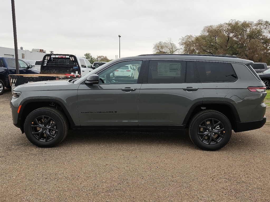 New 2027 Jeep Grand Cherokee L 3 Row LAREDO 4X4 Sport Utility
