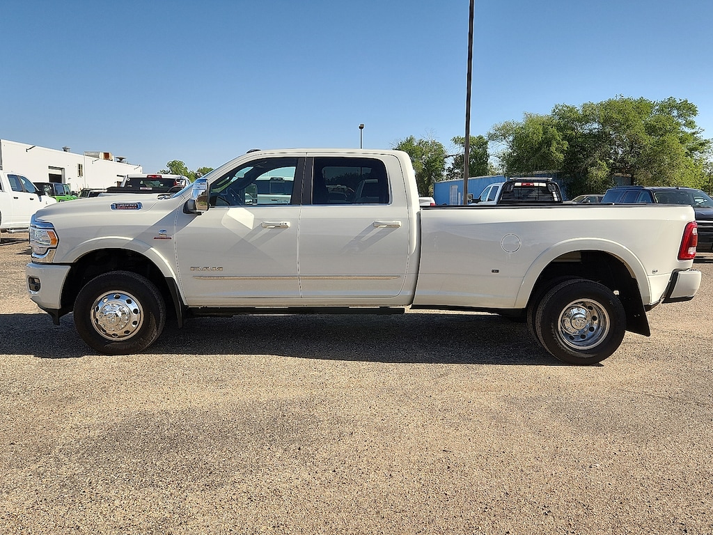 Used 2024 RAM 3500 Limited 4x4 Crew Cab 8 ft. box 169.5 in. WB