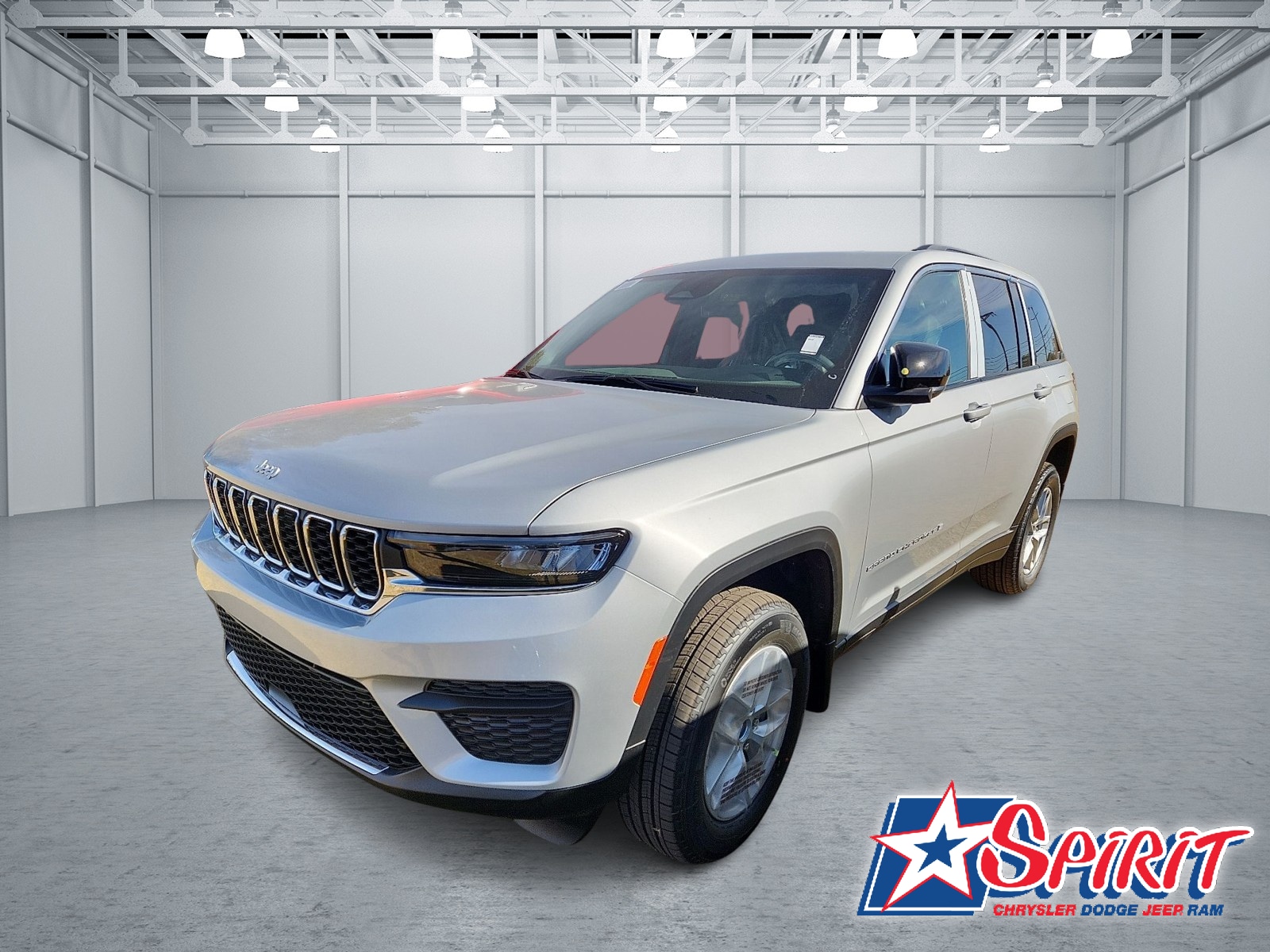 2025 Jeep Grand Cherokee Laredo's photo