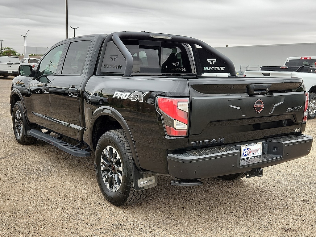 Used 2024 Nissan Titan PRO-4X (A9) 4x4 Crew Cab 5.5 ft. box 139.8 in. WB