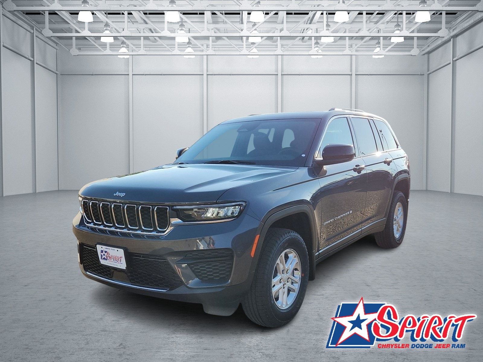 2025 Jeep Grand Cherokee Laredo's photo