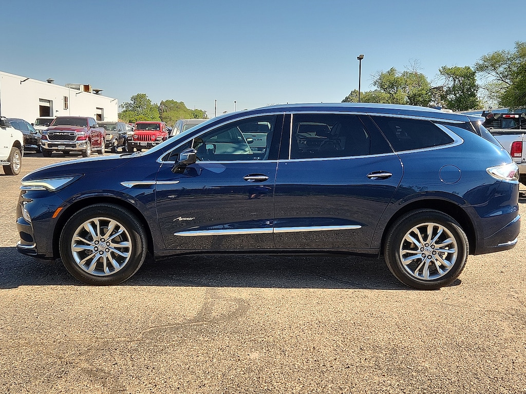 Used 2024 Buick Enclave Avenir Front-Wheel Drive