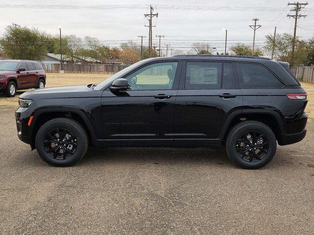 New 2025 Jeep Grand Cherokee ALTITUDE 4X2 Sport Utility